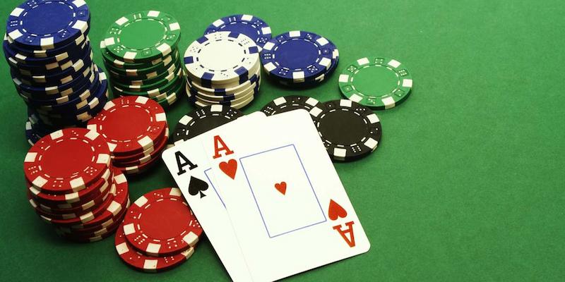 Cách chơi Poker qua các vòng